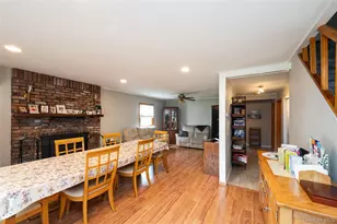 25 Rock Ln, Levittown, NY 11756 - Photo 5