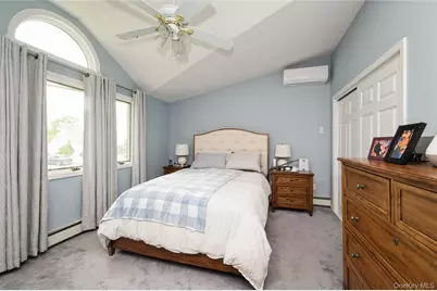 25 Rock Lane, Levittown, NY 11756 - Photo 17