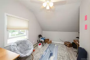 25 Rock Ln, Levittown, NY 11756 - Photo 21