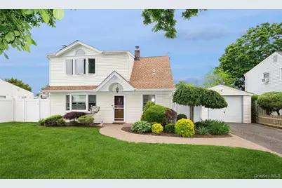25 Rock Lane, Levittown, NY 11756 - Photo 1