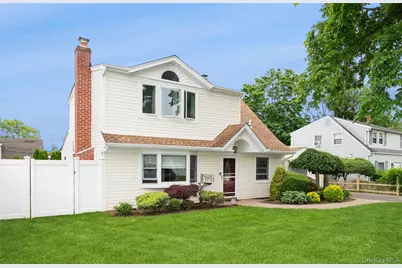25 Rock Lane, Levittown, NY 11756 - Photo 3