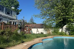 7 Dawes Ave, Syosset, NY 11791 - Photo 23
