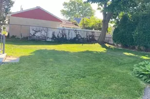 263 Gilmore St, Mineola, NY 11501 - Photo 17