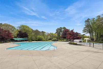 104 Birchwood Road, Medford, NY 11763 - Photo 11