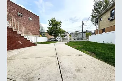 2945 Wickham Avenue #1, Bronx, NY 10469 - Photo 13