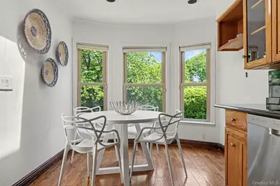 70 Richbell Road, White Plains, NY 10605 - Photo 7