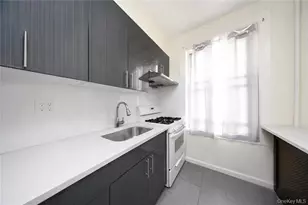 2351 E 22nd St, Brooklyn, NY 11229 - Photo 11