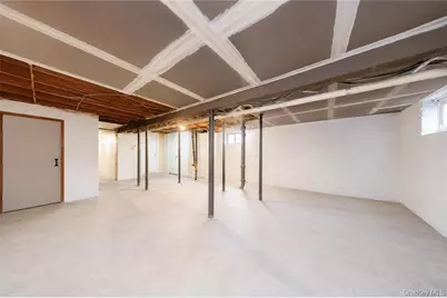 2351 E 22nd Street, Brooklyn, NY 11229 - Photo 33