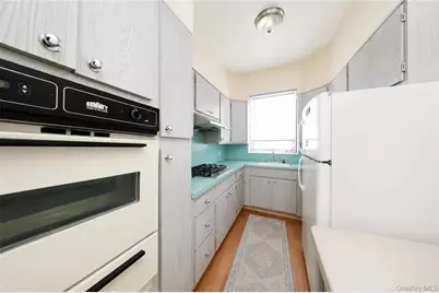 2351 E 22nd Street, Brooklyn, NY 11229 - Photo 13