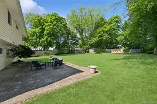 3 Bradley Ct, Smithtown, NY 11787 - Photo 23