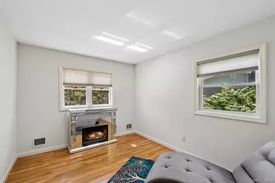 3 Bradley Court, Smithtown, NY 11787 - Photo 13