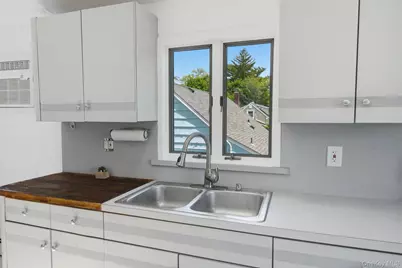 41 Pace Drive #Apt, North Babylon, NY 11703 - Photo 5