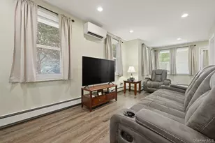 707 5th Street S, Lindenhurst, NY 11757 - Photo 9