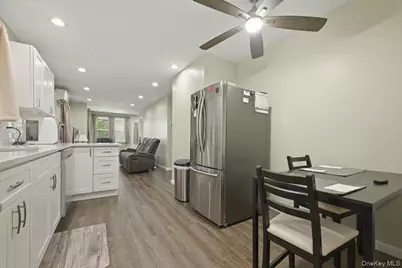 707 5th Street S, Lindenhurst, NY 11757 - Photo 11