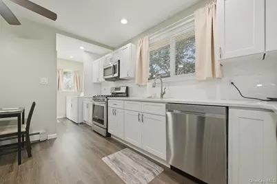 707 5th Street S, Lindenhurst, NY 11757 - Photo 13