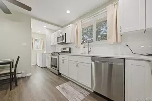 707 5th Street S, Lindenhurst, NY 11757 - Photo 13