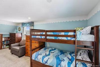 413 Pecan Street, Lindenhurst, NY 11757 - Photo 19