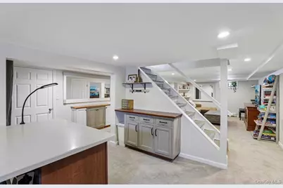 413 Pecan Street, Lindenhurst, NY 11757 - Photo 13