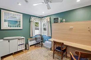 413 Pecan St, Lindenhurst, NY 11757 - Photo 17