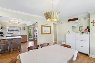 413 Pecan St, Lindenhurst, NY 11757 - Photo 3