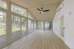 25 Overlook Rd, Woodbourne, NY 12788 - Photo 15