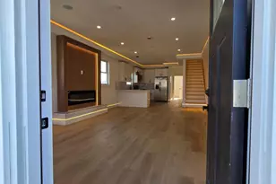 445 Beach 45th St, Far Rockaway, NY 11691 - Photo 7
