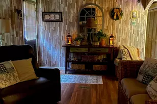 1661 Old Country, Riverhead, NY 11901 - Photo 17