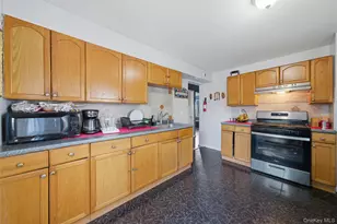 101 Woods Ave, Roosevelt, NY 11575 - Photo 13