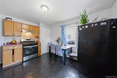 101 Woods Avenue, Roosevelt, NY 11575 - Photo 11