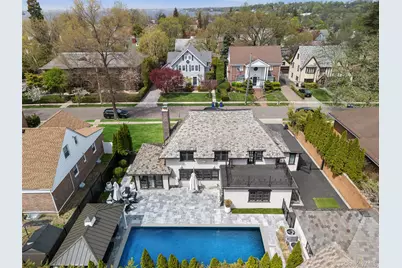 216 Beverly Road, Douglaston, NY 11363 - Photo 35