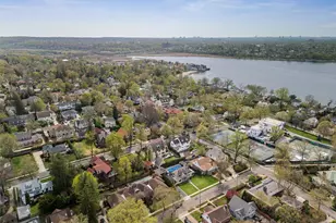2-16 Beverly Rd, Douglaston, NY 11363 - Photo 21