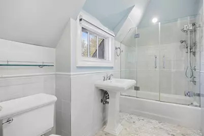 216 Beverly Road, Douglaston, NY 11363 - Photo 9