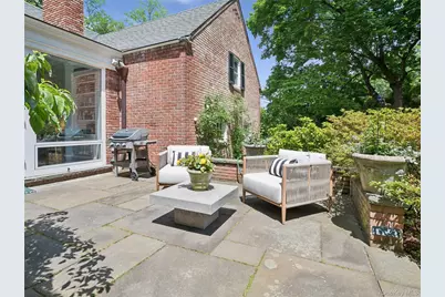 1384 Park Lane, Pelham, NY 10803 - Photo 37