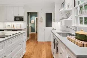 1384 Park Ln, Pelham, NY 10803 - Photo 15