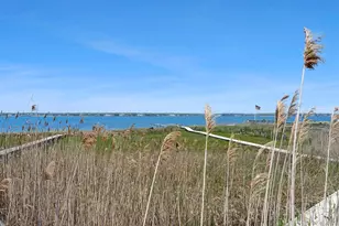 588 Dune Rd, Westhampton, NY 11978 - Photo 19