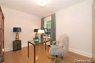 32 Franklin Ave, Sea Cliff, NY 11579 - Photo 5
