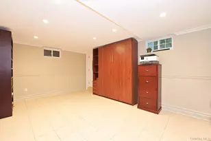 32 Franklin Ave, Sea Cliff, NY 11579 - Photo 35