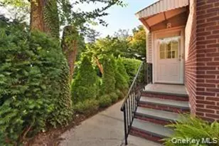 32 Franklin Ave, Sea Cliff, NY 11579 - Photo 9