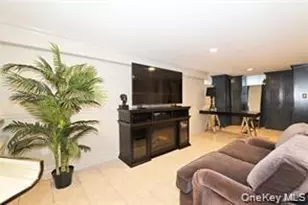 32 Franklin Ave, Sea Cliff, NY 11579 - Photo 7