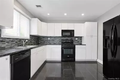 159-28 88th Street, Howard Beach, NY 11414 - Photo 3