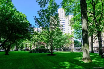 3 Fordham Hill Oval #5E, Bronx, NY 10468 - Photo 15