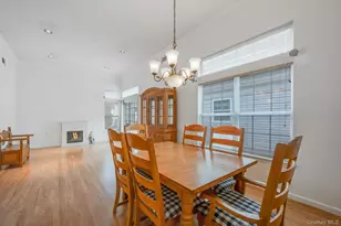 515 Leisure Dr, Ridge, NY 11961 - Photo 27