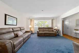 36 Marshall Dr, Selden, NY 11784 - Photo 7