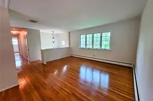 25 Oakwood Dr, Wappingers Falls, NY 12590 - Photo 7