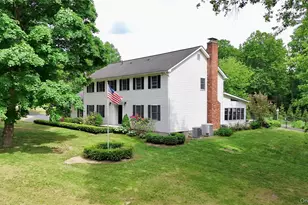 14 Wagner Dr, Rock Tavern, NY 12575 - Photo 3