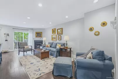 32 Rolling Ridge Road, Hyde Park, NY 12538 - Photo 7