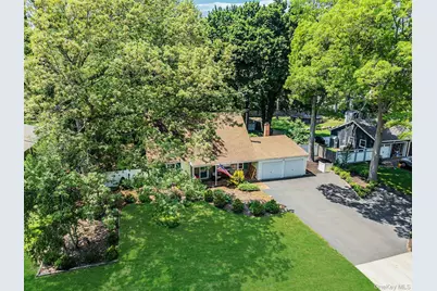 20 Wintergreen Drive, Coram, NY 11727 - Photo 3