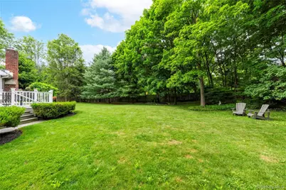 3 Heathbrook Drive, Poughkeepsie, NY 12603 - Photo 11