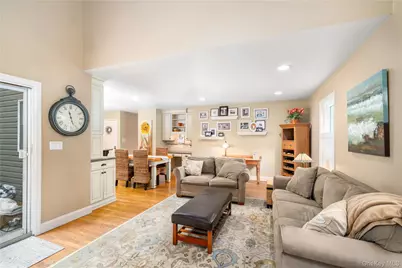3 Heathbrook Drive, Poughkeepsie, NY 12603 - Photo 19