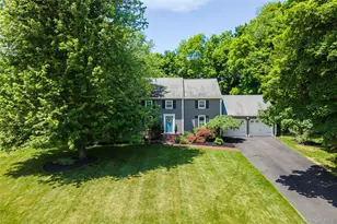 3 Heathbrook Dr, Poughkeepsie, NY 12603 - Photo 5